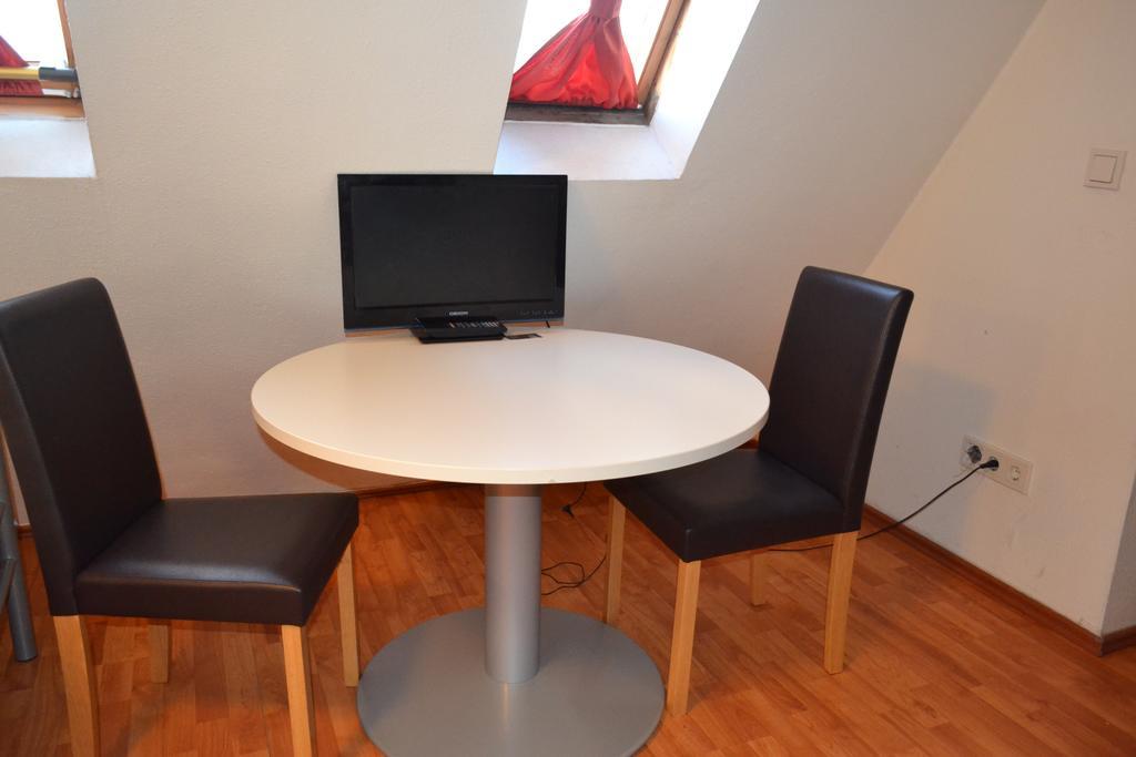 Koelnotel Hostel, Apart & Suite 객실 사진